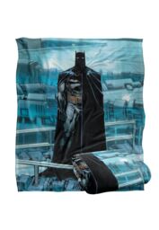 Batman Blanket, 152x127 cm, Batcave Platform Silhouette Silky Touch Super Soft Throw Blanket in White - Size: 152x127 cm - thumbnail 2