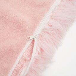 OHS Set of 2 Fluffy Shaggy Filled Cushion with Cover Square in Light Pink - Size: 45 cm x 45 cm - thumbnail 5