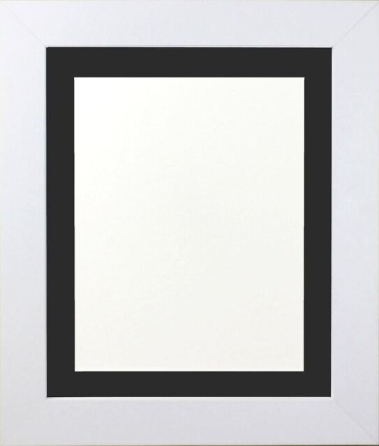 Frames & Mirrors 4U Metro White Frame with Black Mount for Image Size 6 x 4 Inch - image 1