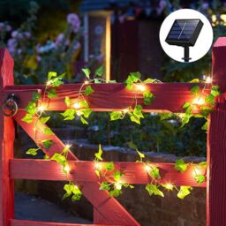 Leaper 5M 50L Maple Leaf Evergreen Ivy Solar Garden Decorative Lights in Green