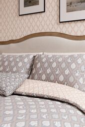 Helena Springfield 'Woodland Trellis' Cotton Duvet Cover Set in Grey - Size: Super King - thumbnail 2