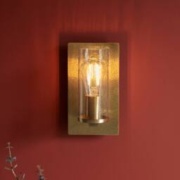 Netlighting Palermo Wall Lamp Hammered Brass Plate Textured Clear Glass in Metallic Gold - thumbnail 3