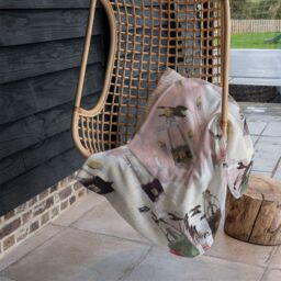 Benjamin Tate Design Fashion Heaven Blanket in Natural - Size: 120 cm x 150 cm - thumbnail 4