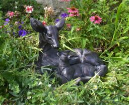 Inspirational Gifting Large Doe & Baby Fawn Laying Deer Garden Ornament Sculpture Hand Crafted in Bronze - thumbnail 2