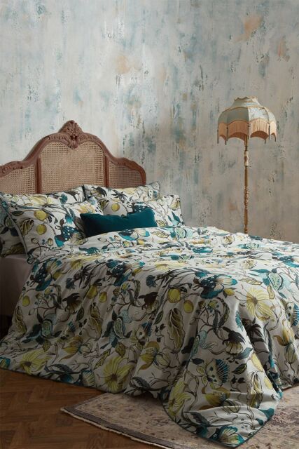 Edinburgh Weavers Morton 200 Thread Count Floral Premium Cotton Sateen Piped Duvet Cover Set in Teal - Size: Double - image 1