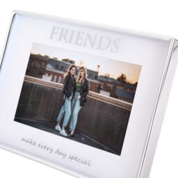 Happy Homewares Contemporary Silver Plated Friends 4x6 Picture Frame for Wall or Table - thumbnail 4