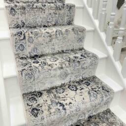 runrug Stair Runner Carpet - Soft & Comfortable, 0.43 Inch - 'Castilla' in Pale Grey - Size: 66 cm x 690 cm - thumbnail 1