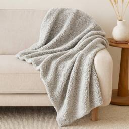 Voltico Super Soft Cuddle Throw 130 x 180cm - Soft Sofa & Bed Blanket in Light Grey - Size: 130 cm x 180 cm - thumbnail 1