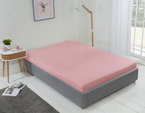 New Edge Blinds Brights Collection Non Iron Fitted Sheet in Pink - Size: King - image 1
