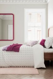 Helena Springfield 'Pom Pom' Knit Throw in Fuchsia - thumbnail 4