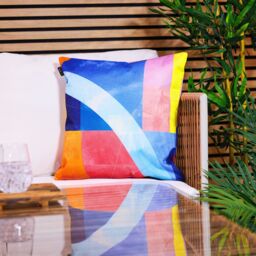 icon Indoor & Outdoor Abstract Leaf Waterproof Cushion 2x Blue Double Sided Print in Black - Size: 43 cm x 43 cm - thumbnail 3