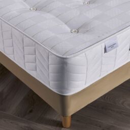 Rest Relax Meadow Classic Ortho Tufted Mattress in White - Size: Small Double - thumbnail 4