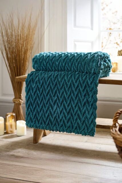 Deyongs Tadcaster Luxury Soft Chevron Throw - 140x180cm Warm & Soft Blanket in Teal - Size: 140 cm x 180 cm - image 1