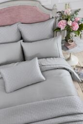 Ted Baker 'TB Plain Dye' Cotton Sateen Flat Sheet in Silver - Size: Super King - thumbnail 3
