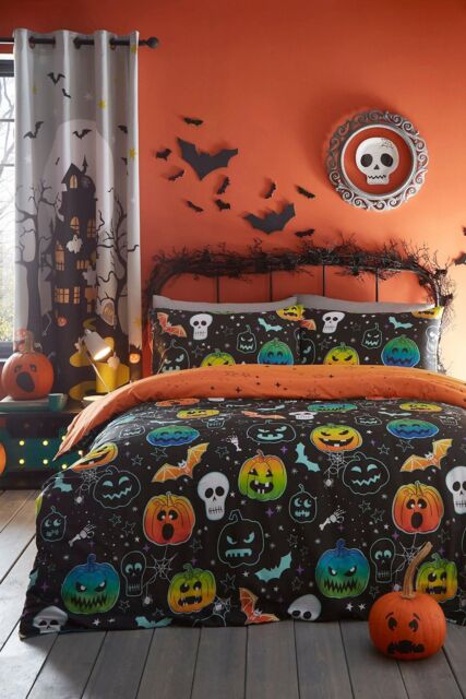 Bedlam 'Scary Pumpkin's Glow in the Dark halloween Duvet Cover Set in Black - Size: Double - image 1