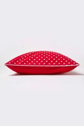 Homescapes Cotton Polka Dots Cushion Cover in Red - Size: 60 cm x 60 cm - thumbnail 3