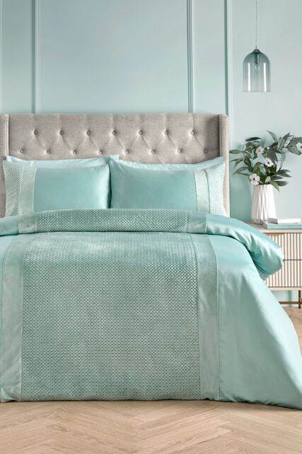 Soiree 'Iras' Luxury Quilted Detailing Duvet Cover Set in Duck Egg Blue - Size: Super King - image 1