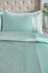 Soiree 'Iras' Luxury Quilted Detailing Duvet Cover Set in Duck Egg Blue - Size: Super King - thumbnail 2