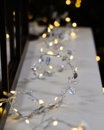 Dibor Silver Leaves Pre-Lit String Xmas Table Christmas Garland 2m - thumbnail 2