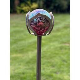 Poppyforge 4 Feet Rose Marble Pin Garden Art (Pack of 3) Bare Metal/Ready To Rust in Silver - thumbnail 4