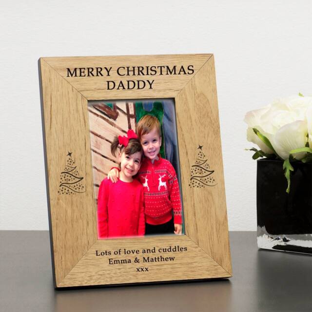 Uniqueful Personalised Merry Christmas Wood Picture Frame 6x4 for Dad Christmas in Brown - image 1
