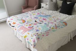 Benjamin Tate Design unicorns Designer Blanket in Natural - Size: 120 cm x 150 cm - thumbnail 4