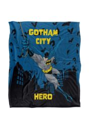 DC Comics Batman Gotham City Hero Blanket 152 x 127 cm in White - thumbnail 1