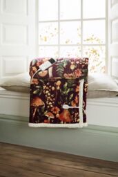 Deyongs Mushroom Wine Heated Sherpa Throw - 140x180cm Soft Blanket - 10 Heat Settings - 1846 - Size: 140 cm x 180 cm - thumbnail 2