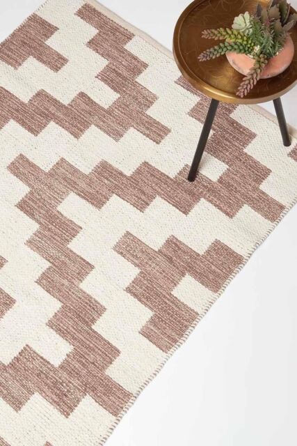 Homescapes Malina Brown & Natural Kilim Cotton Rug - Size: 90 cm x 150 cm - image 1