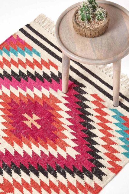 Homescapes Manila Handwoven Diamond Patterned Kilim Wool Rug - Size: 160 cm x 230 cm - image 1