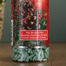 Samuel Alexander 125g Snowberry Pine Cones Scentsicles Scentfetti Christmas Decoration in Green - thumbnail 5