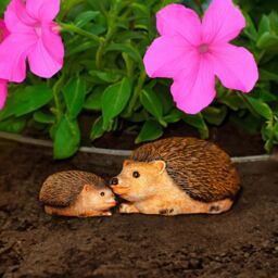 Marco Paul Hedgehog Family Garden Ornaments - Parent & Child - thumbnail 2
