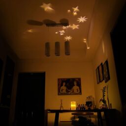 mysmartbuy White LED Candle Star Projector - Battery or USB Powered Realistic Pillar Candle Ambient LED Light Home Decoration - H16 x 8cm Dia - thumbnail 5