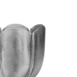 Ivyline Eva Metal Tulip Silver Planter Set of 2 - thumbnail 3