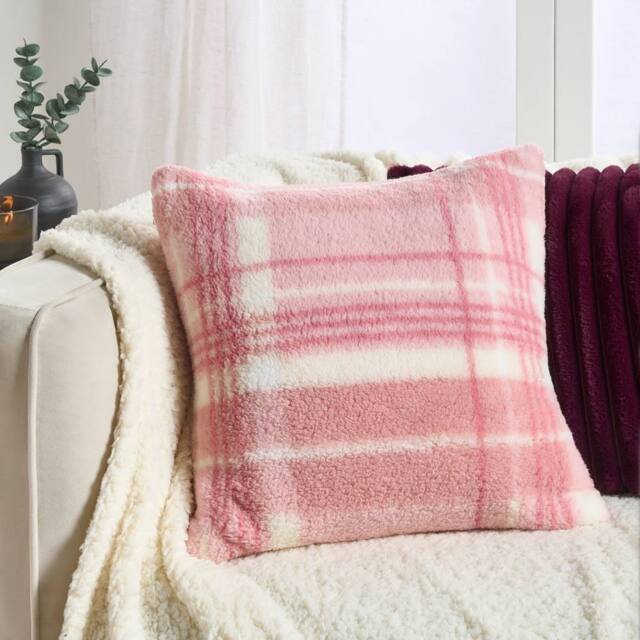 OHS 2 x Winter Check Teddy Fleece Square Cushion Covers in Baby Pink - Size: 45 cm x 45 cm - image 1