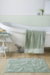 Dreams & Drapes 'Lacie' 100% Cotton Towel in Pale Green - Size: Bath Sheet - thumbnail 4