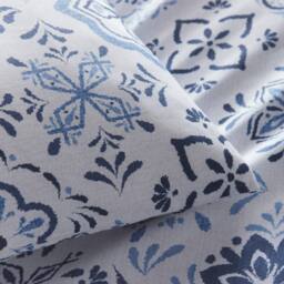 Portfolio Home Porto Geometric Bohemian Duvet Cover Quilt Set With Pillow Case in Blue - Size: Single - thumbnail 2