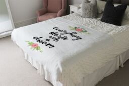 Benjamin Tate Design Everything Starts With A Dream Blanket in Natural - Size: 120 cm x 150 cm - thumbnail 3