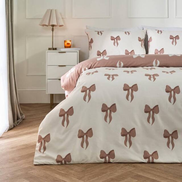 OHS Bows Microfibre Reversible Bedding Set Duvet Cover with Pillowcase in Taupe - Size: King - image 1