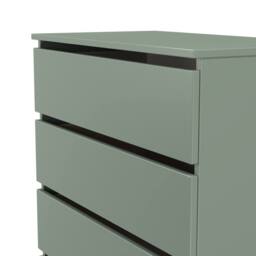 Ready Assembled 2 U Crosby 5 Drawer Chest in Reed Green in Pale Green - thumbnail 4