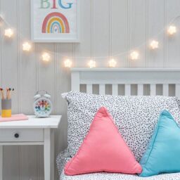 ValueLights Set of 10 Battery Powered Star Fairy String Lights in White - thumbnail 2