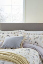 Helena Springfield 'Ness' Cotton Cushion in Lilac - Size: 45 cm x 45 cm - thumbnail 3