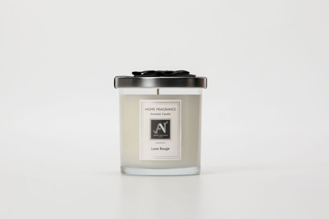 Aroma Naturals Minimalist Luxe Lune Rouge 1-Wick Scented Candle in White - Size: Medium - image 1