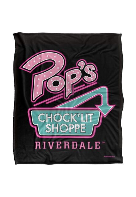 Riverdale Pop'S Chock'Lit Shop Silky Touch Super Soft Throw Blanket 152 X 127 cm in White - image 1
