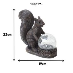 Marco Paul Resin Squirrel Solar Powered Garden Ornament with Crystal Ball 22cm - thumbnail 2