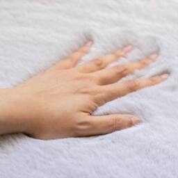 Voltico Super Soft Faux Fur Rug - Luxury Accent Rug for Bedroom & Lounge in Cream - Size: 100 cm x 110 cm - thumbnail 5