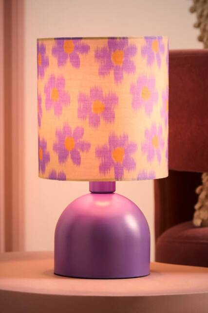 ValueLights Mileys Purple Floral Print Table Lamp & Bulb in Lilac - image 1