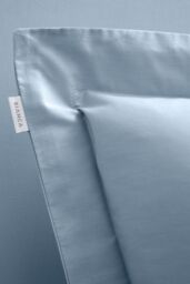 Bianca '200 Thread Count Cotton Percale' Oxford Pillowcases in Blue - thumbnail 3