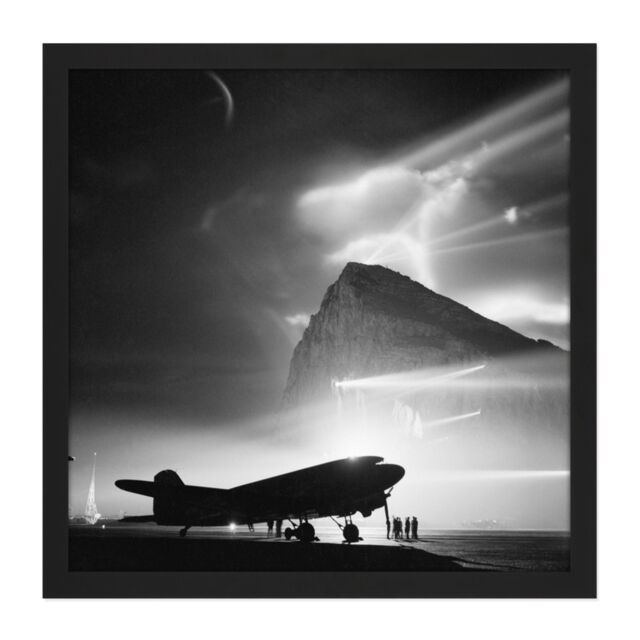 "Artery8 Wall Art Print War WWII UK Douglas Aircraft Rock Gibraltar Photo Square Framed Picture 16X16 Inch in Black - Size: W16"" x H16""" - image 1