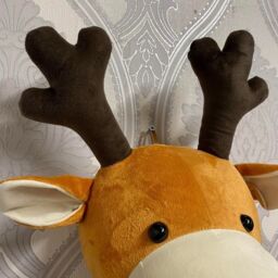 Minster Reindeer Head Hanger - L18 x W20 x H30 cm in Brown - Size: 1 Pack - thumbnail 2